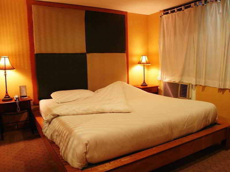 Sir William'S Hotel Кесон-Сити Экстерьер фото