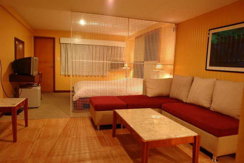 Sir William'S Hotel Кесон-Сити Экстерьер фото