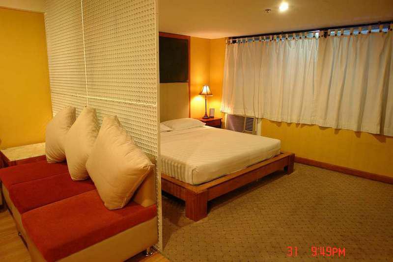 Sir William'S Hotel Кесон-Сити Экстерьер фото